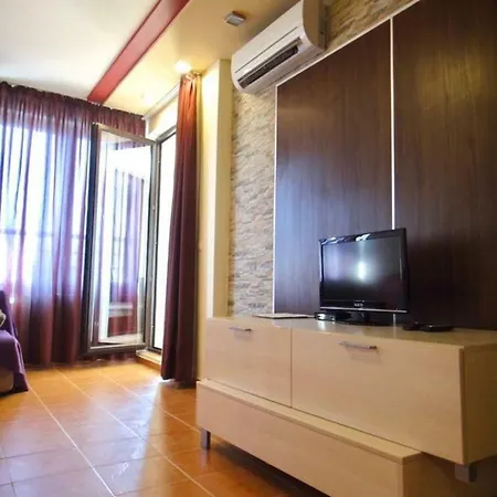 In Life Complex - 1 Bedroom And